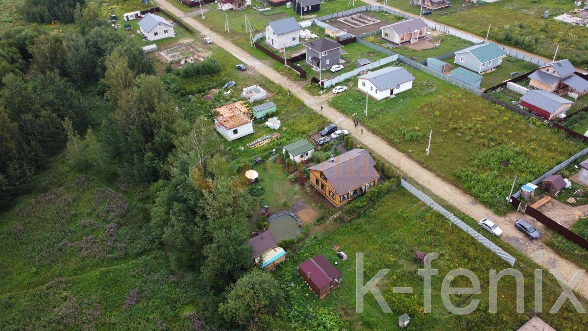 дом 184 метров, участок 9 сот